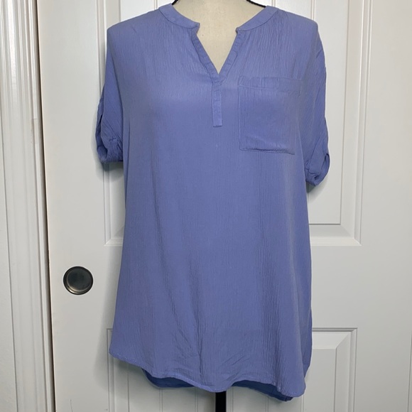 BeachLunchLounge lavender v neck blouse - Picture 3 of 12